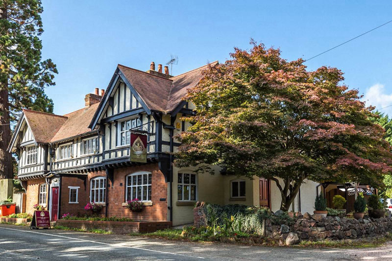 Thai Rama IV Restaurant Exterior